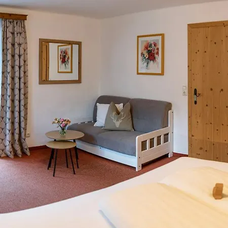 Sportpension Elisabeth 3* نيوستيف ام ستوبيتا